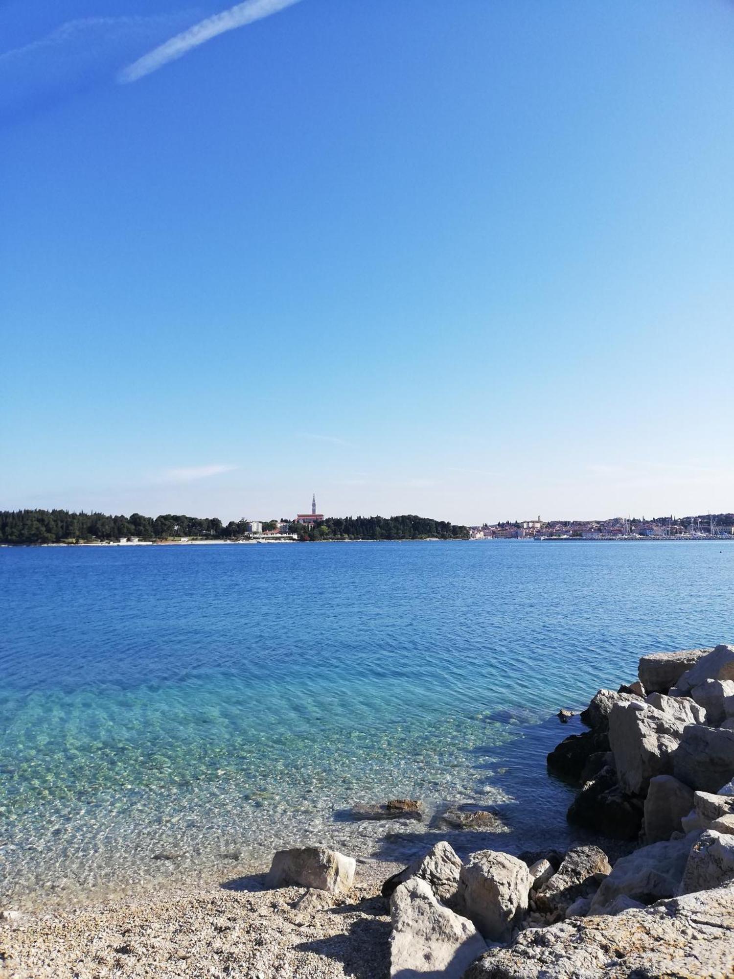 Apartments Poretti For 2,In Center Parking Free In The Yard,6 Min Beach Walk Rovinj Zewnętrze zdjęcie
